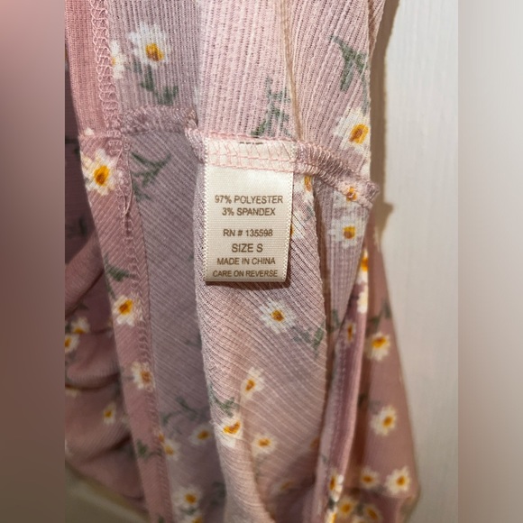 Size small purple daisy floral flower print vneck ruffle cinch dress - Picture 4 of 5